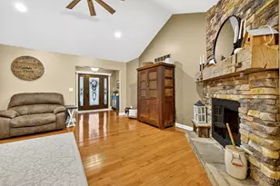 5867 Elk Creek Rd, Madison Township, OH 45042 - Photo 11