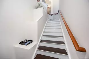 8060 Bridge Point Dr, Green Township, OH 45248 - Photo 3