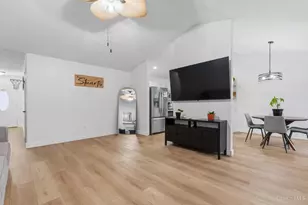 588 John Chambers Dr, Wilmington, OH 45177 - Photo 5