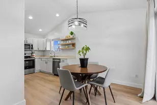 588 John Chambers Dr, Wilmington, OH 45177 - Photo 7