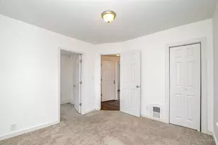 2411 Norwood Ave, Norwood, OH 45212 - Photo 9