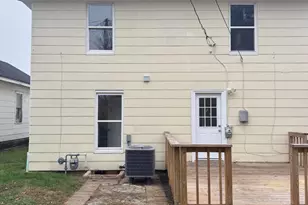 215 E Beech St, Highland, OH 45133 - Photo 5