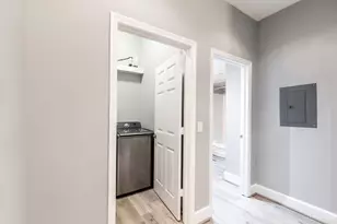 551 E 13th St, Cincinnati, OH 45202 - Photo 19