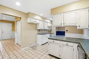 7826 Deerhurst Pl, Deerfield Township, OH 45039 - Photo 19