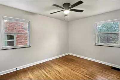 6251 Elbrook Avenue, Golf Manor, OH 45237 - Photo 9