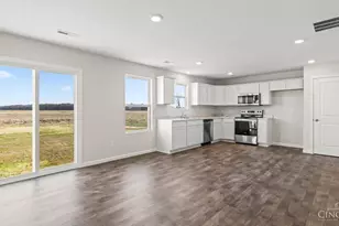 127 Lonny St, Mount Orab, OH 45154 - Photo 5