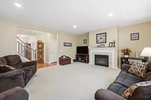 6608 Thistle Grove, Hamilton Township, OH 45152 - Photo 5