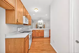 5661 Harbourside Dr, Deerfield Township, OH 45040 - Photo 11