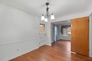 1052 Vacationland Dr, Springfield Township, OH 45231 - Photo 13