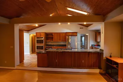 8593 Concord Hills Circle, Sycamore Township, OH 45243 - Photo 13