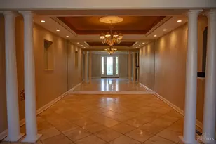 8593 Concord Hills Cir, Sycamore Township, OH 45243 - Photo 11