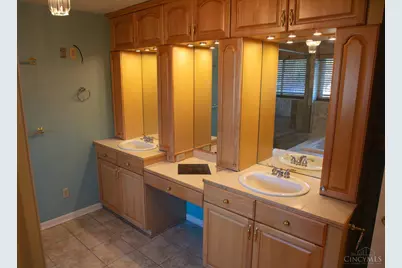 8593 Concord Hills Circle, Sycamore Township, OH 45243 - Photo 47