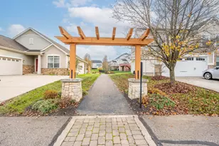 302 Stone Ridge Blvd, South Lebanon, OH 45065 - Photo 21