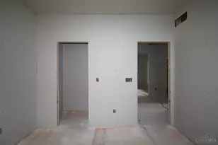 1880 Grove Park Dr, Miami Township, OH 45150 - Photo 9