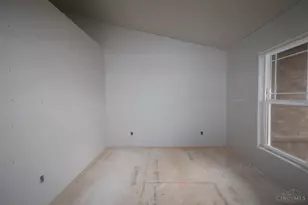 1880 Grove Park Dr, Miami Township, OH 45150 - Photo 7