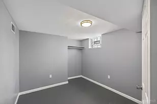 8663 Mockingbird Ln, Springfield Township, OH 45231 - Photo 27
