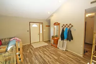 4014 S State Line Rd, Morgan Township, OH 45053 - Photo 5