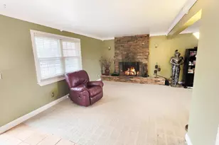 1017 Ligorio Ave, Green Hills, OH 45218 - Photo 5