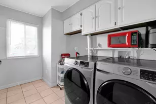 2014 S Breiel Blvd, Middletown, OH 45044 - Photo 21