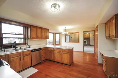 4904 Pinnacle Court, Liberty Township, OH 45011 - Photo 13