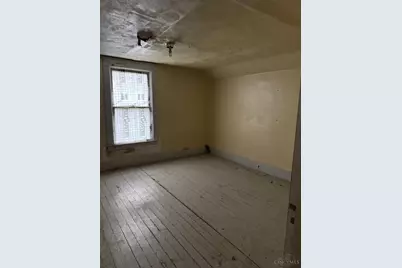 3591 St Rt 131, Perry Township, OH 45118 - Photo 9