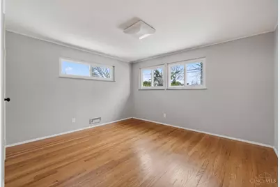 8965 Fontainebleau Terrace, Springfield Township, OH 45231 - Photo 15