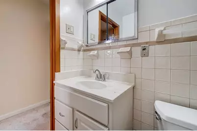 324 E Willow Avenue, Glendale, OH 45246 - Photo 21