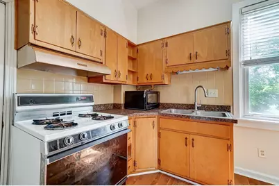 324 E Willow Avenue, Glendale, OH 45246 - Photo 15