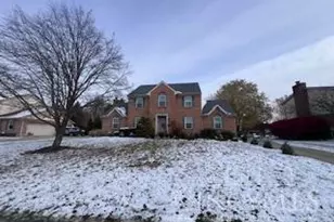 8140 Wells Crossing, West Chester, OH 45069 - Photo 1