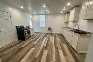 36 Wuest St, Cincinnati, OH 45217 - Photo 3