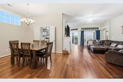 7843 Bridge Point Drive, Green Township, OH 45248 - Photo 9
