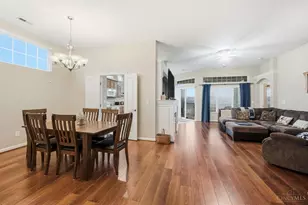 7843 Bridge Point Dr, Green Township, OH 45248 - Photo 9