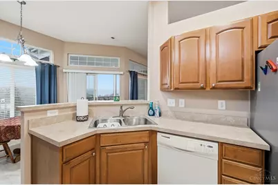 7843 Bridge Point Drive, Green Township, OH 45248 - Photo 21