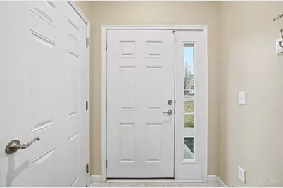 7843 Bridge Point Drive, Green Township, OH 45248 - Photo 7
