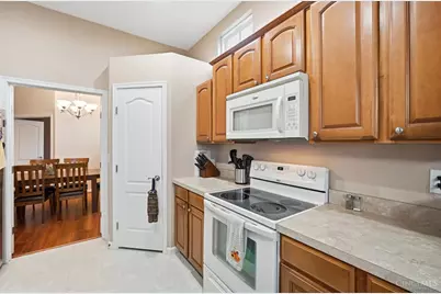 7843 Bridge Point Drive, Green Township, OH 45248 - Photo 23