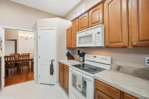 7843 Bridge Point Dr, Green Township, OH 45248 - Photo 23