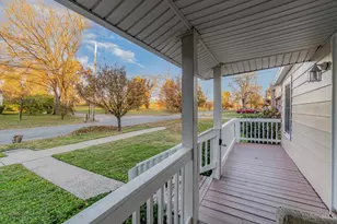 163 Washington Ave, Glendale, OH 45246 - Photo 5