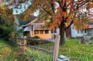 131 W Siebenthaler Ave, Harrison Twp, OH 45405 - Photo 3