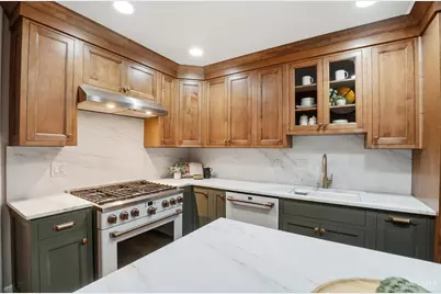 506 Baum Street, Cincinnati, OH 45202 - Photo 11