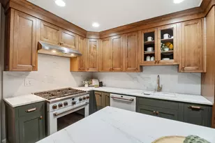 506 Baum St, Cincinnati, OH 45202 - Photo 11