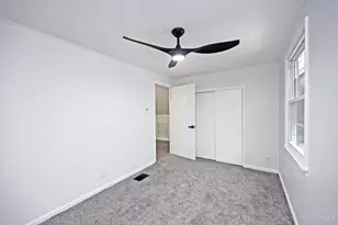 2037 Duck Creek Rd, Cincinnati, OH 45207 - Photo 33