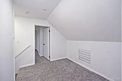 2037 Duck Creek Road, Cincinnati, OH 45207 - Photo 25