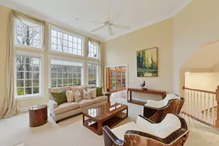 335 Ashley Ln, Wyoming, OH 45215 - Photo 11