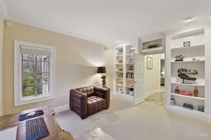 335 Ashley Ln, Wyoming, OH 45215 - Photo 25