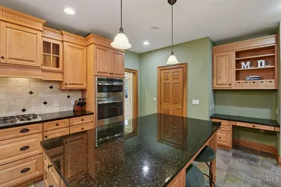 335 Ashley Lane, Wyoming, OH 45215 - Photo 19