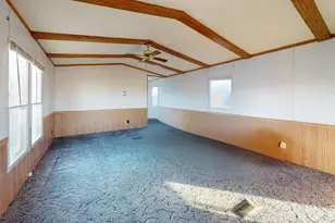 17 S Nixon Ave, Peebles, OH 45660 - Photo 5