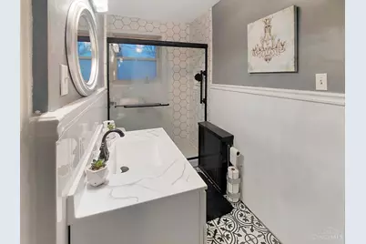 5751 Belmont Avenue, Cincinnati, OH 45224 - Photo 15