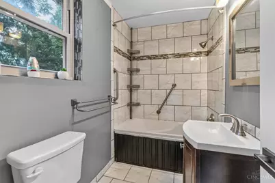 5751 Belmont Avenue, Cincinnati, OH 45224 - Photo 17