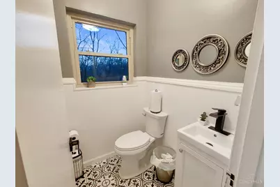 5751 Belmont Avenue, Cincinnati, OH 45224 - Photo 7