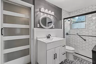 5751 Belmont Ave, Cincinnati, OH 45224 - Photo 25